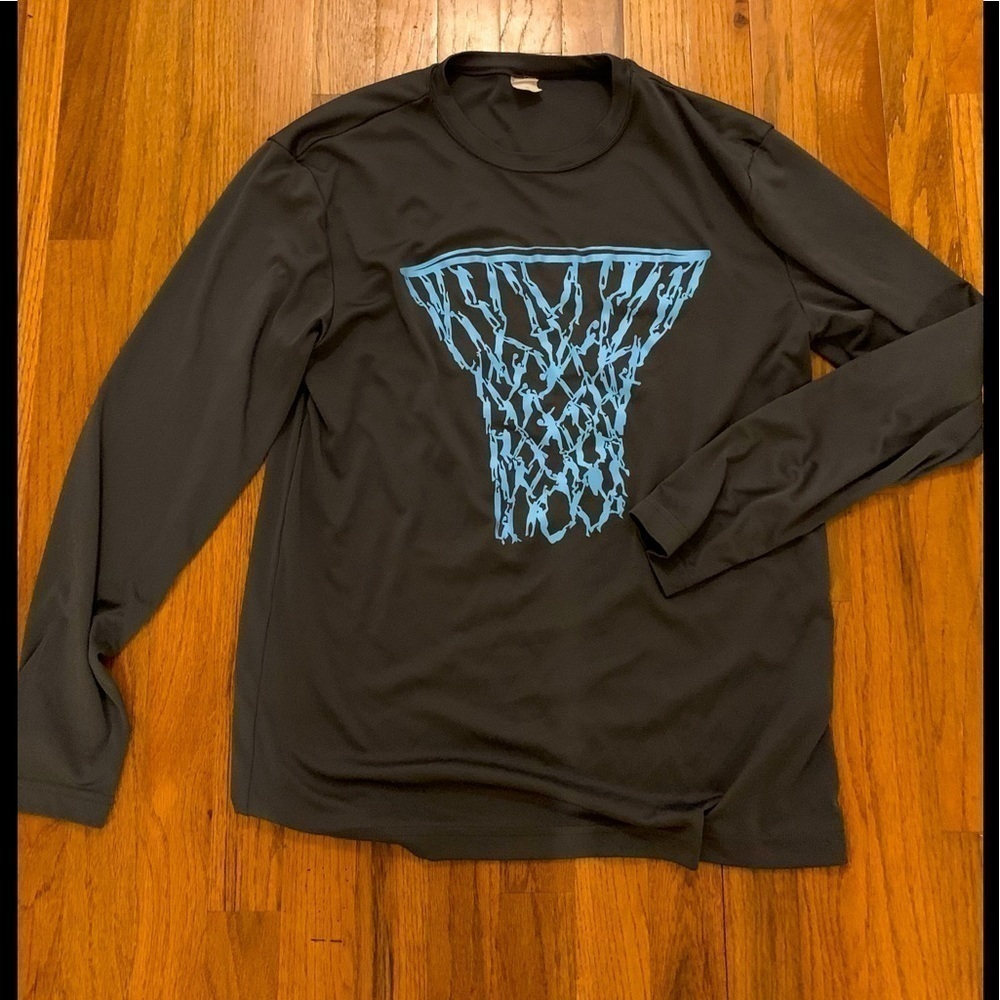 Sport-tek long sleeved tee, size M
